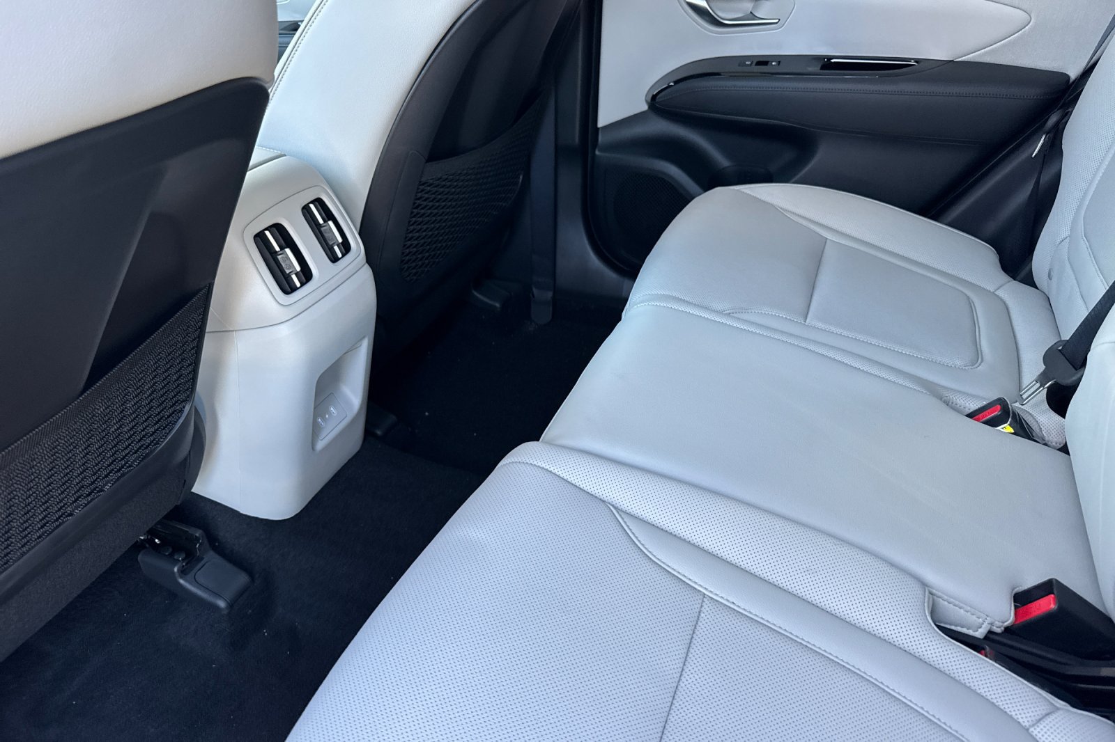 New 2026 Hyundai Tucson Limited AWD/4WD image 13