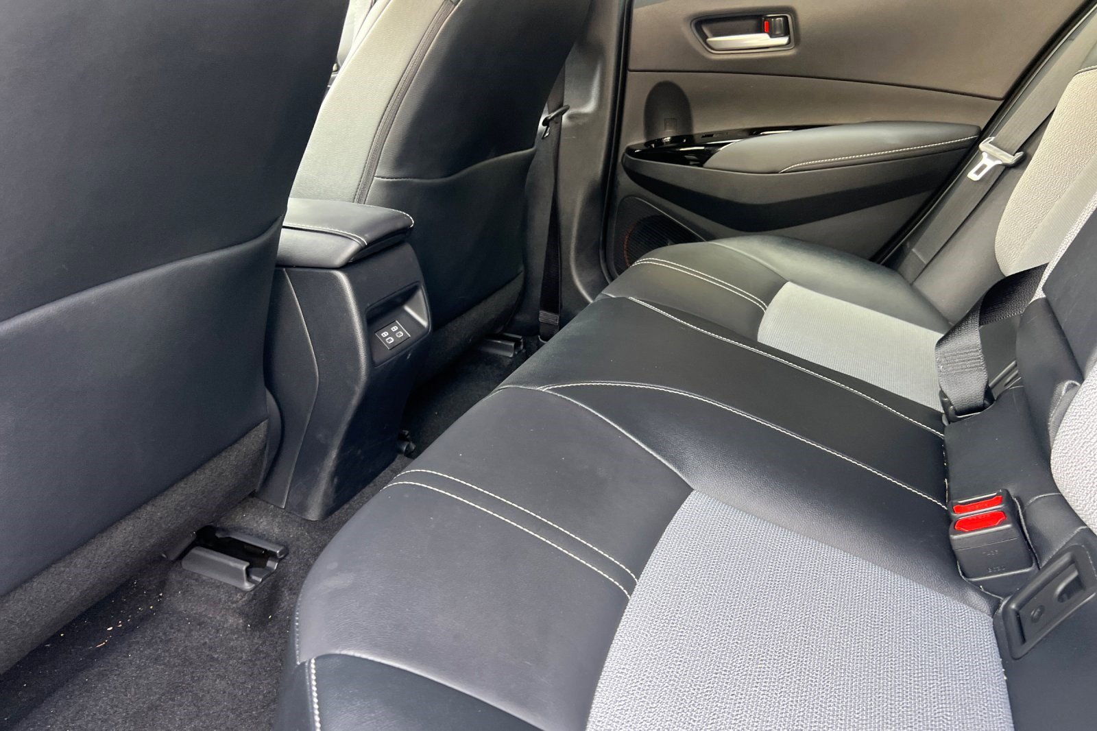 Used 2024 Toyota Corolla XSE image 26