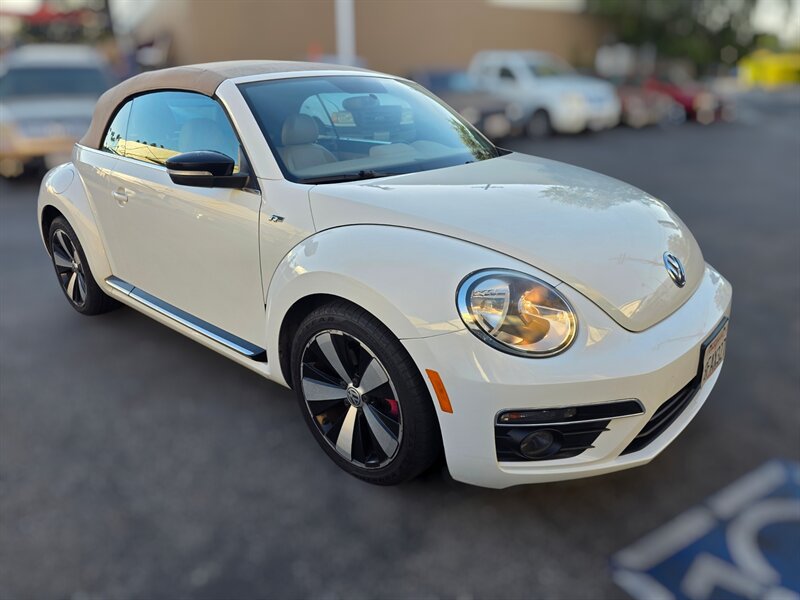 Used 2015 Volkswagen Beetle R-Line FWD image 3