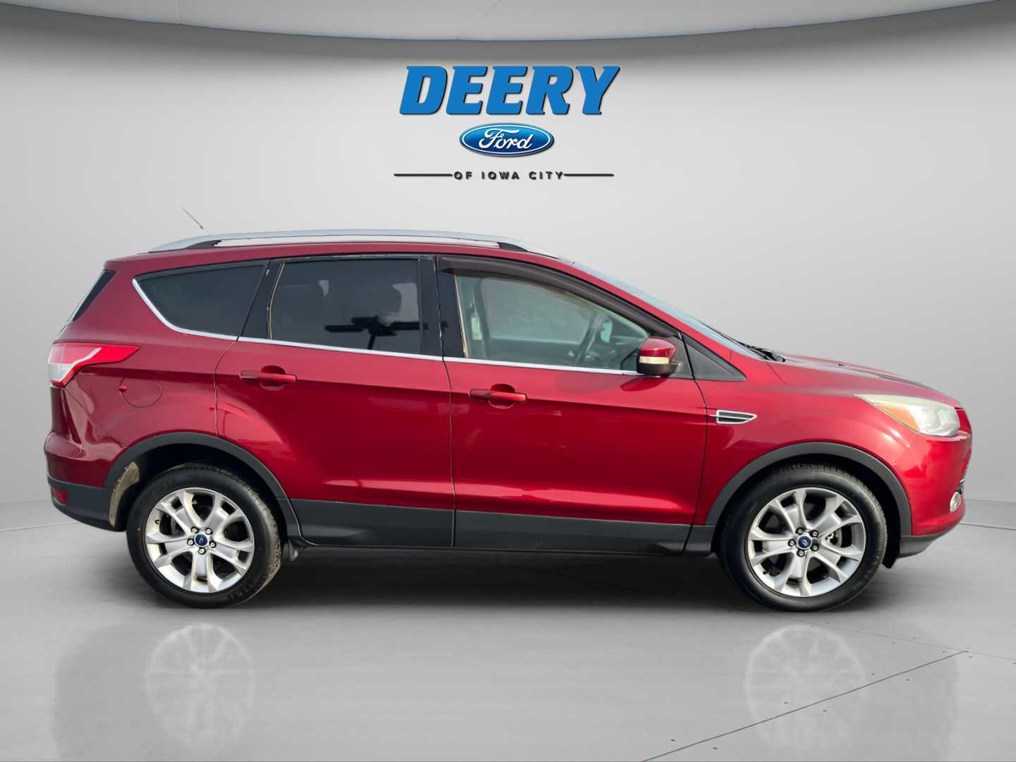 Used 2014 Ford Escape Titanium image 2