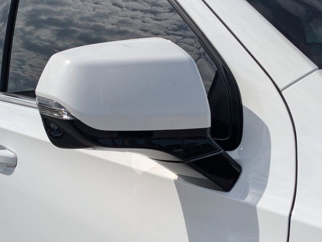 Used 2022 Chevrolet Tahoe LT w/ Luxury Package image 11