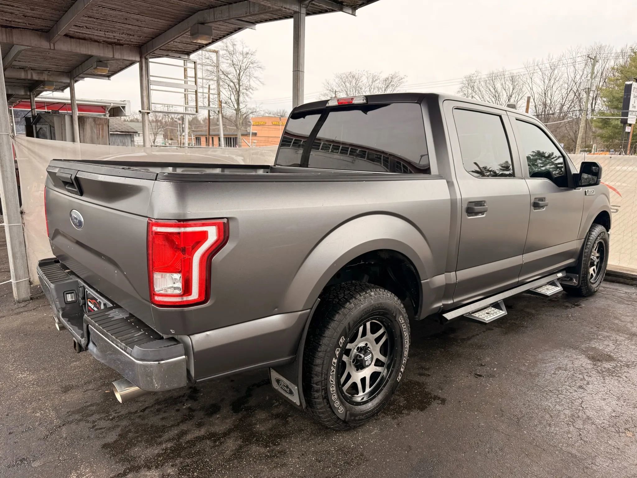 Used 2015 Ford F150 XLT image 58