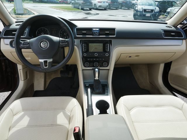 Used 2014 Volkswagen Passat 1.8T SE FWD image 23