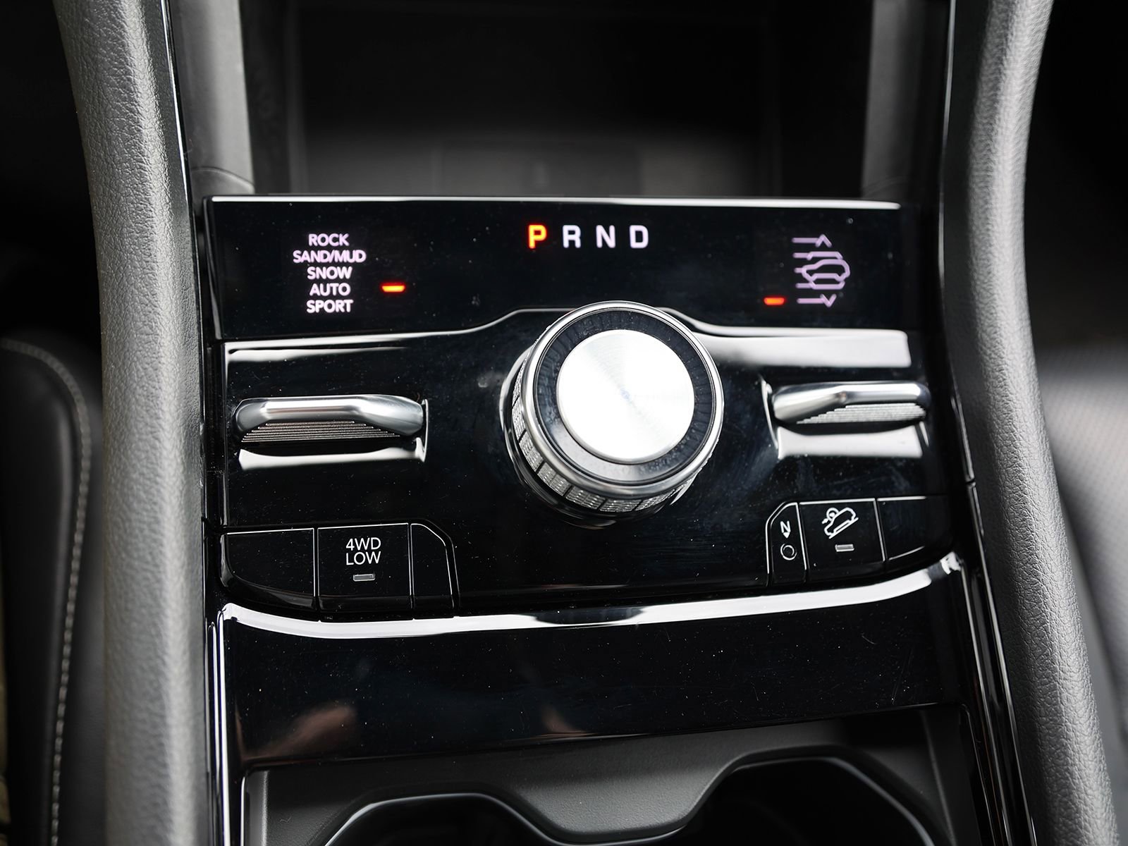 Used 2022 Jeep Grand Cherokee Overland w/ Advanced Protech Group III AWD/4WD image 36