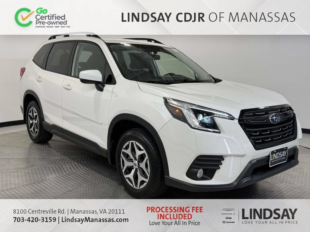 Used 2023 Subaru Forester Premium AWD/4WD image 1