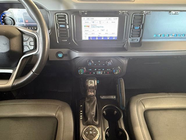 Used 2022 Ford Bronco Black Diamond image 3