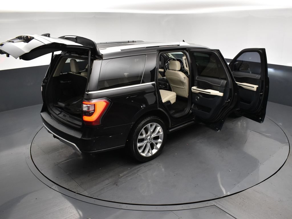 Used 2018 Ford Expedition Platinum AWD/4WD image 29