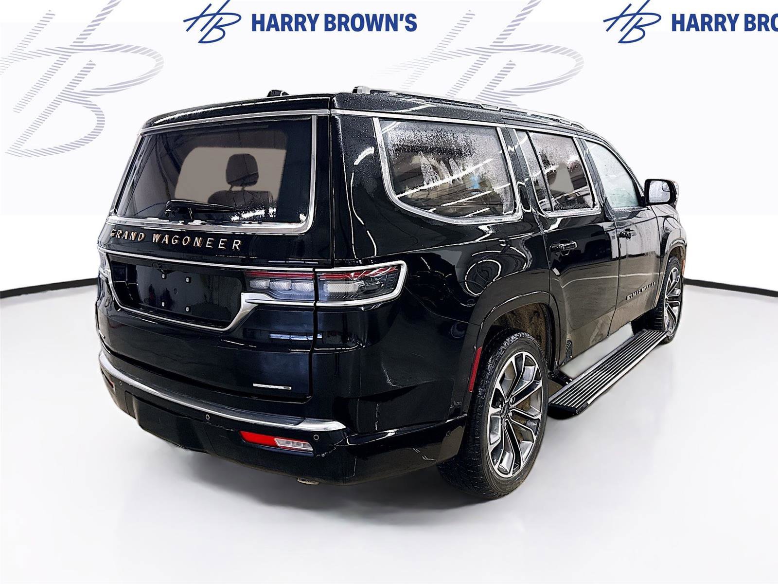 Used 2022 Jeep Grand Wagoneer Series III image 10