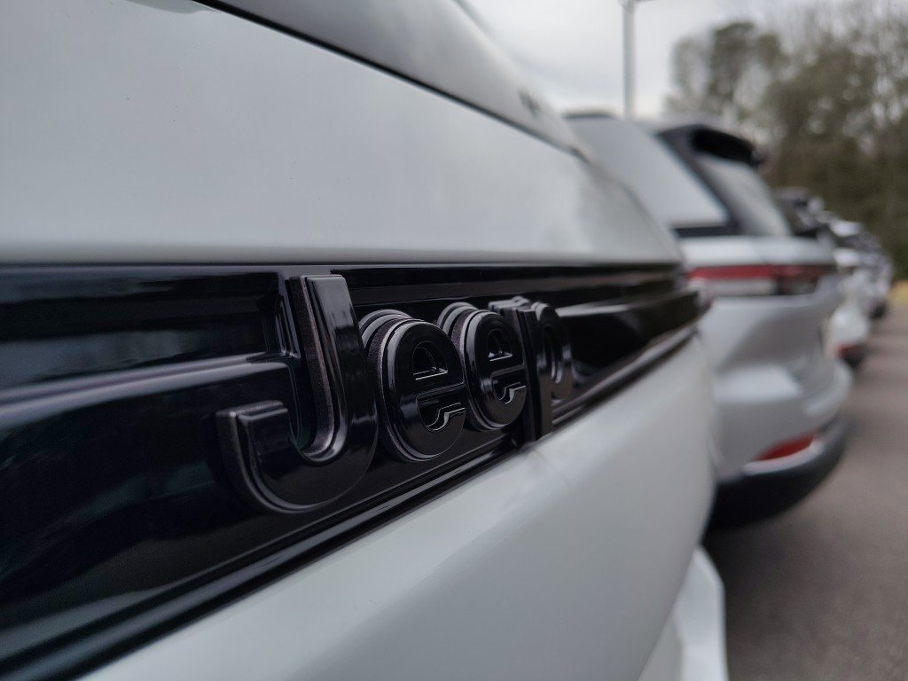 New 2025 Jeep Grand Cherokee Limited AWD/4WD image 10