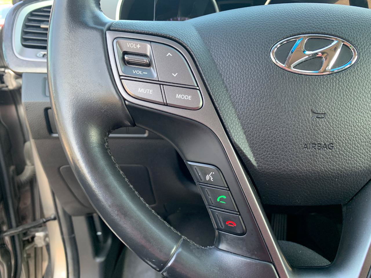 Used 2013 Hyundai Santa Fe Sport 2.0T AWD/4WD image 17