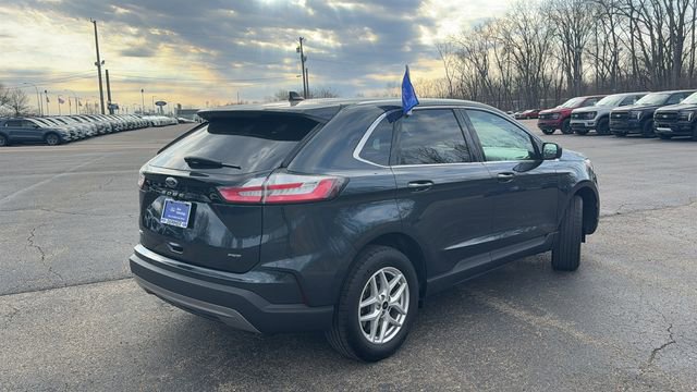 Certified 2023 Ford Edge SEL w/ Convenience Package AWD/4WD image 4