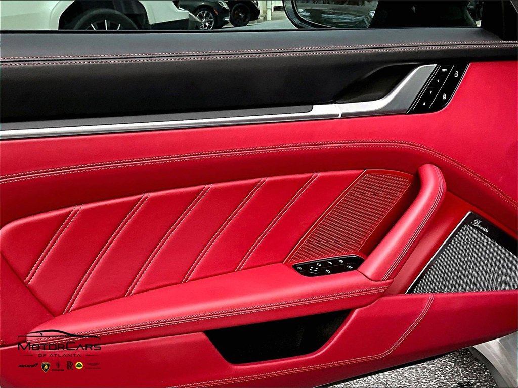 Used 2024 Porsche 911 Turbo S image 18