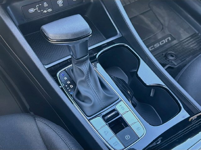 New 2026 Hyundai Tucson SEL Plus FWD image 16