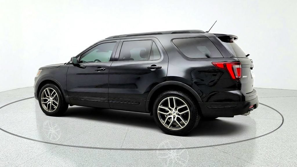 Used 2018 Ford Explorer Sport w/ Equipment Group 401A AWD/4WD image 7