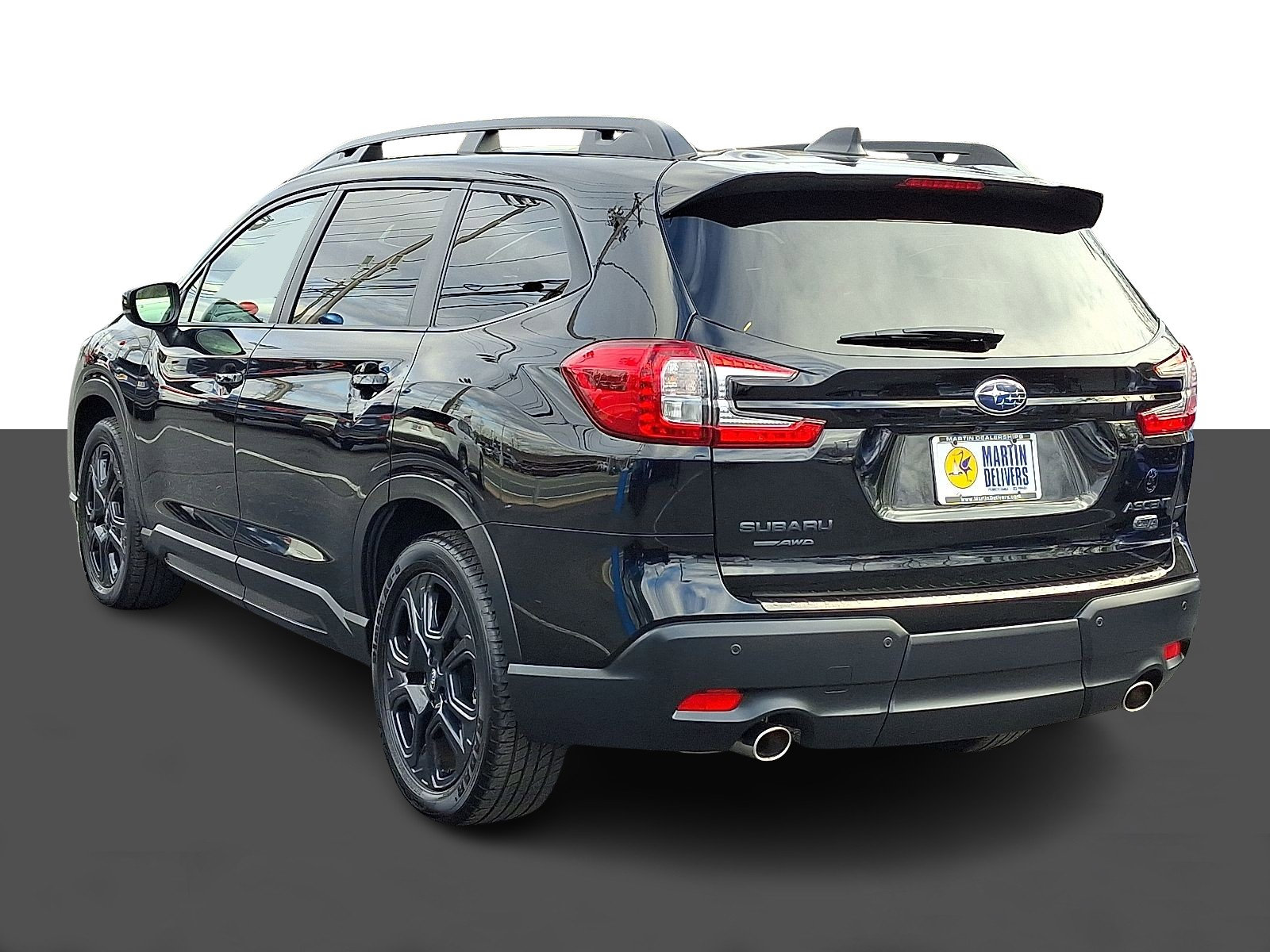 Used 2024 Subaru Ascent Onyx Edition image 4
