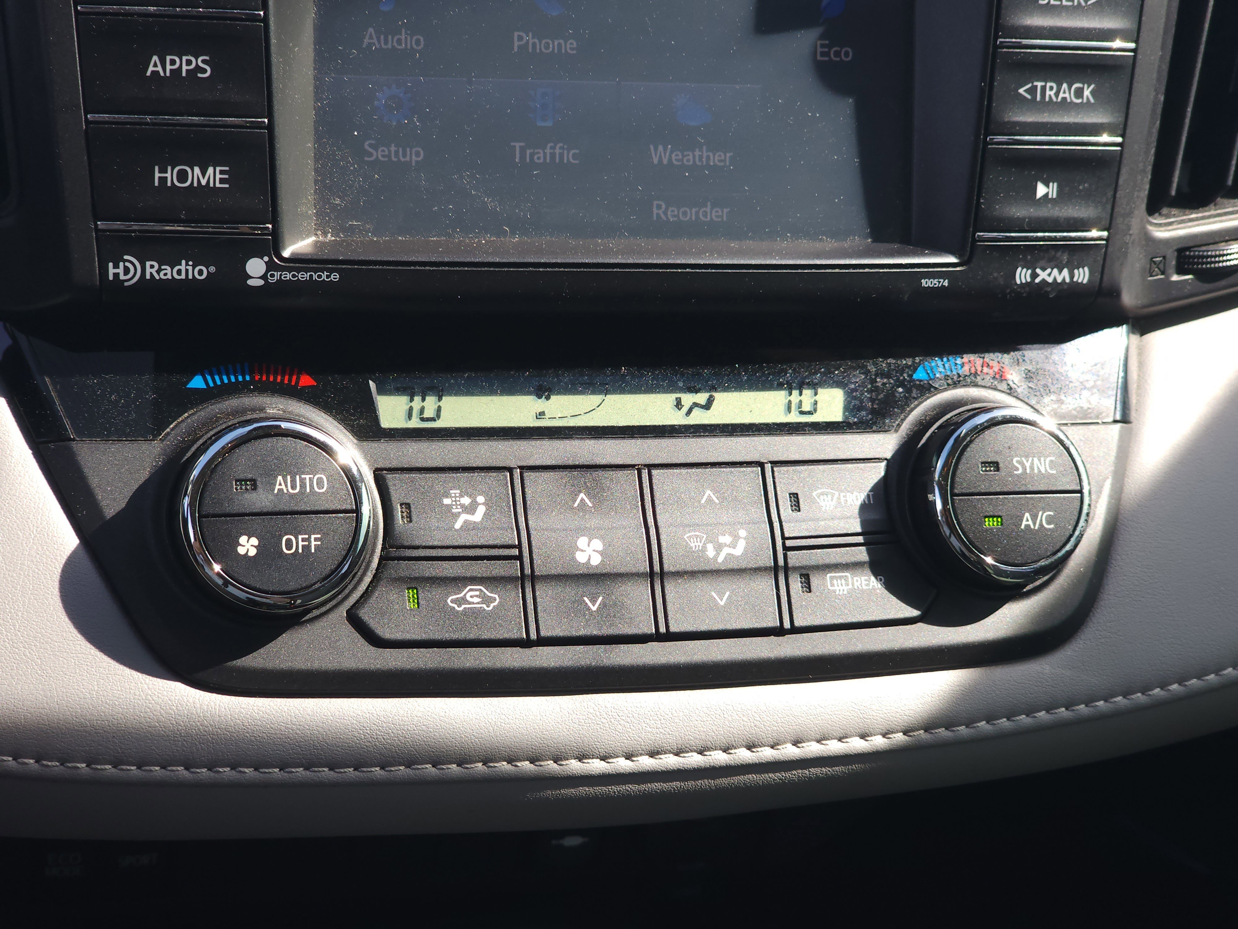 Used 2017 Toyota RAV4 XLE FWD image 21