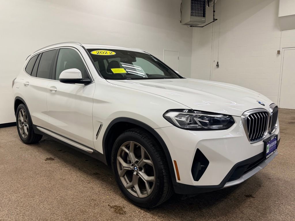 Used 2022 BMW X3 xDrive30i w/ Premium Package image 9