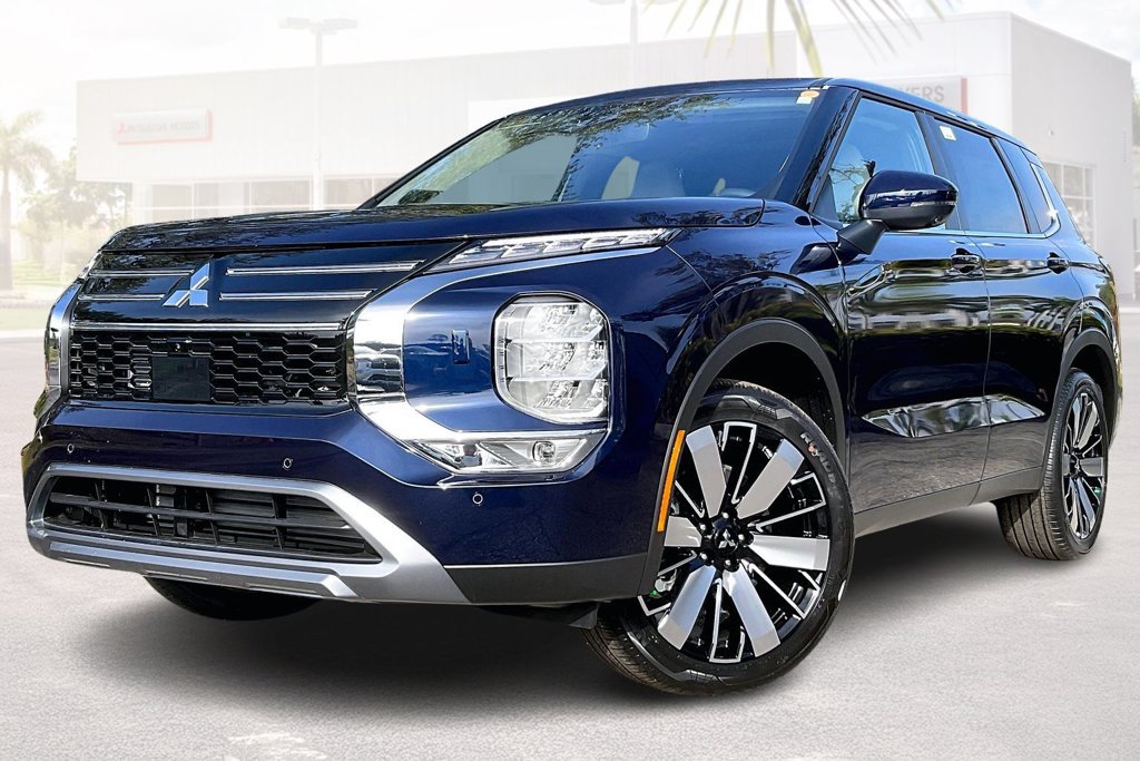 New 2026 Mitsubishi Outlander SE FWD image 2