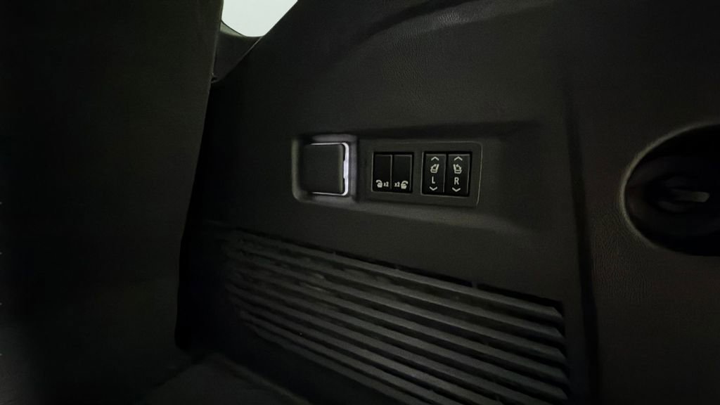 Certified 2023 Chevrolet Tahoe LT w/ Luxury Package RWD image 30