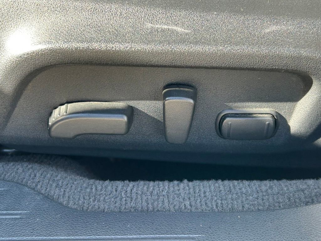 Used 2018 Subaru Outback 3.6R Touring image 26