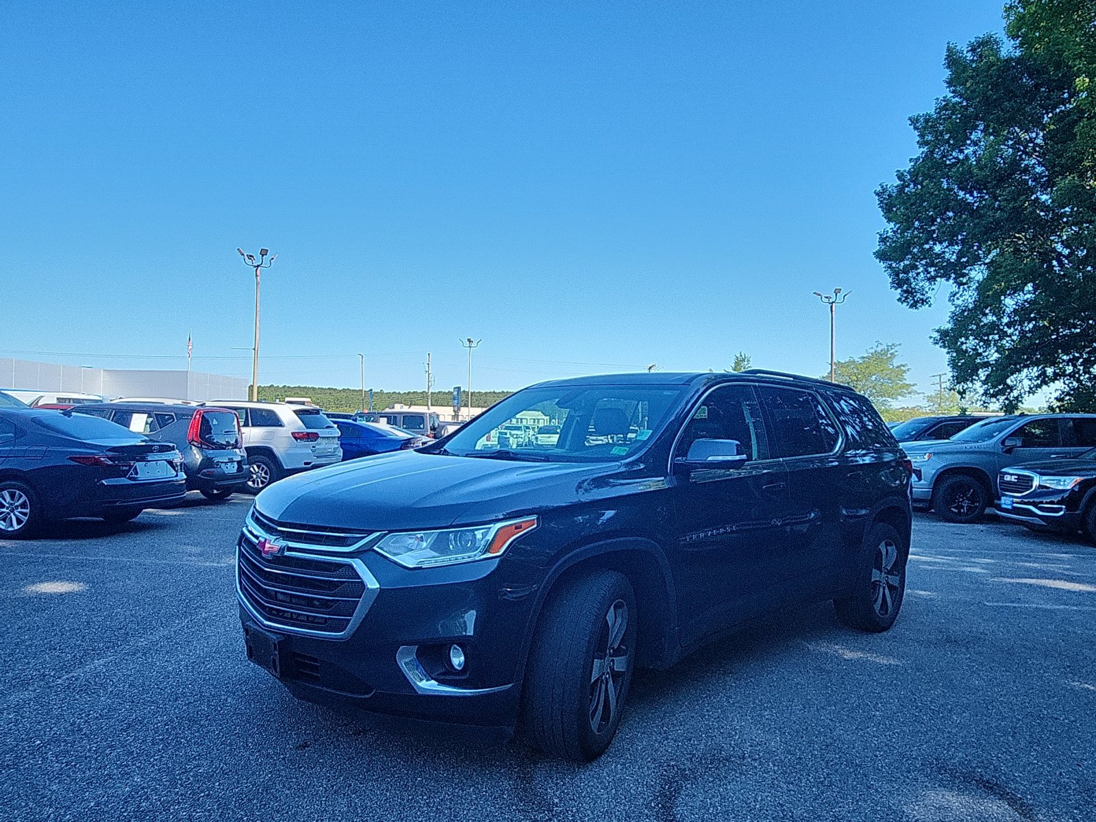 Used 2019 Chevrolet Traverse LT w/ LT Premium Package