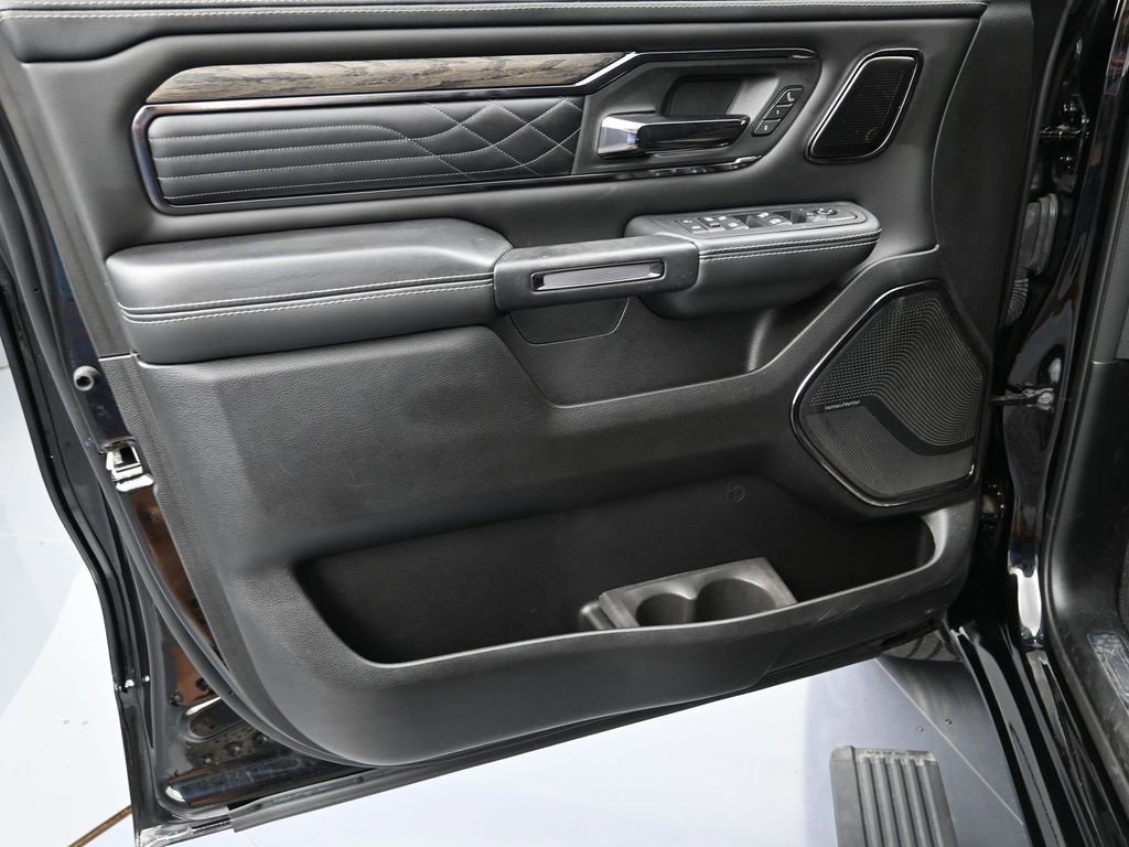 Used 2025 RAM 1500 Limited w/ Bed Utility Group image 10