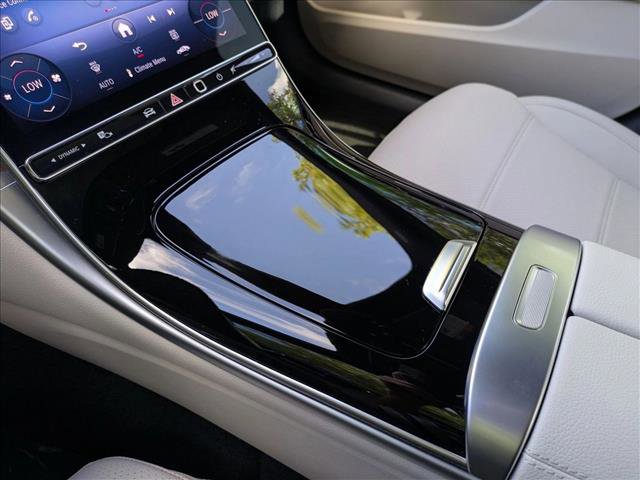 Certified 2025 Mercedes-Benz C 300 Sedan image 12