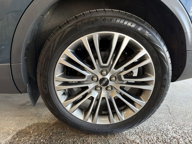 Used 2016 Lincoln MKX Reserve w/ Climate Package image 10