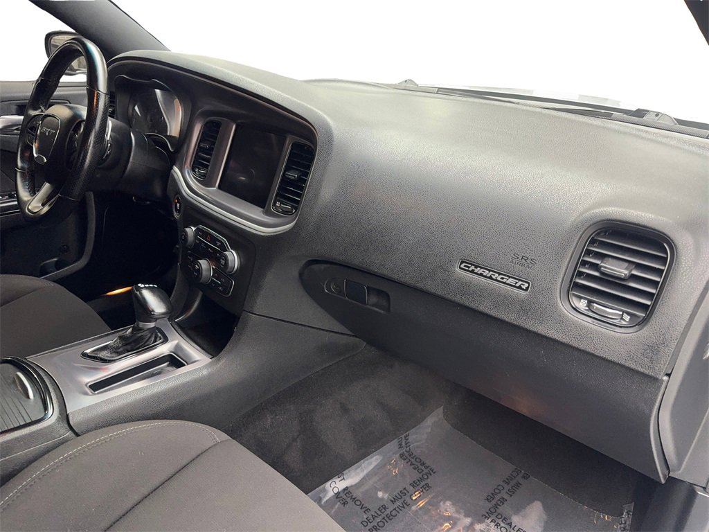 Used 2022 Dodge Charger R/T w/ Blacktop Package image 53