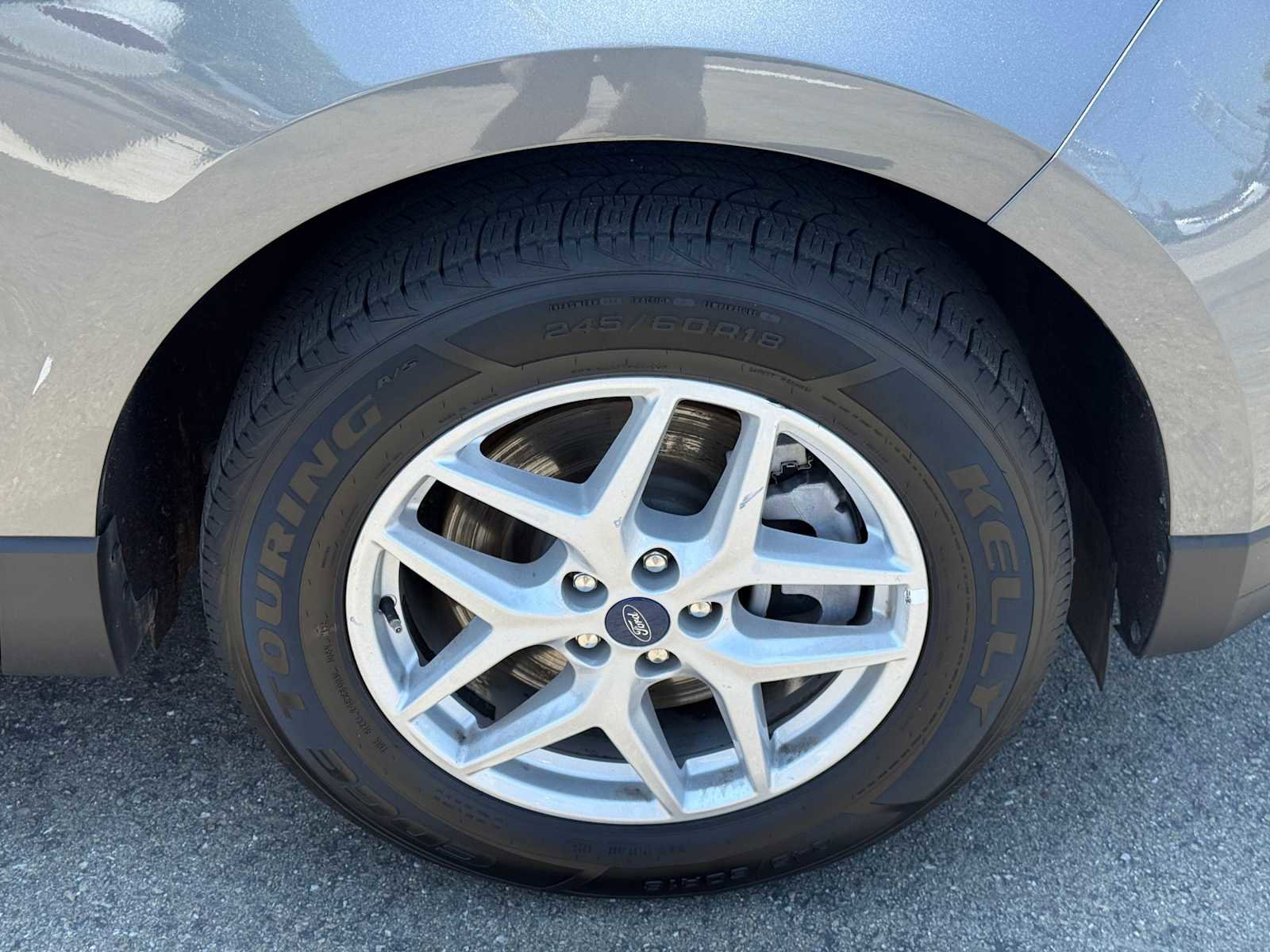 Used 2022 Ford Edge SEL image 9