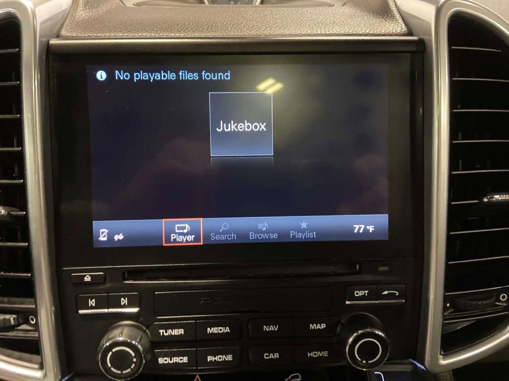 Used 2017 Porsche Cayenne S AWD/4WD image 39