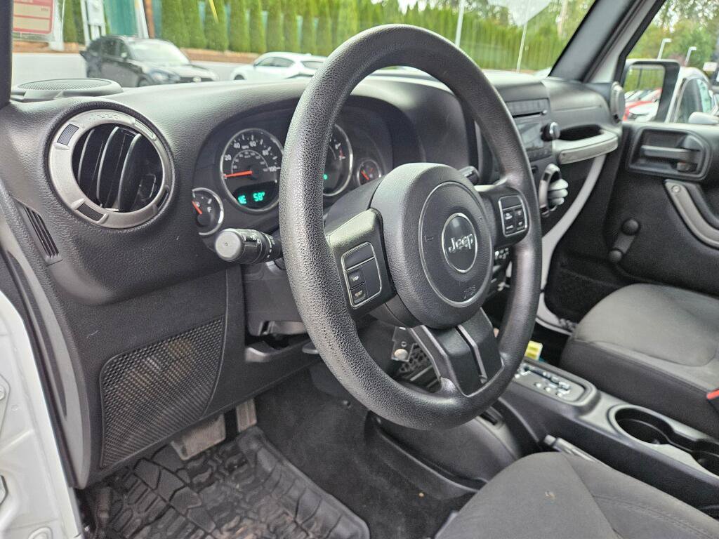 Used 2016 Jeep Wrangler Unlimited Sport AWD/4WD image 14