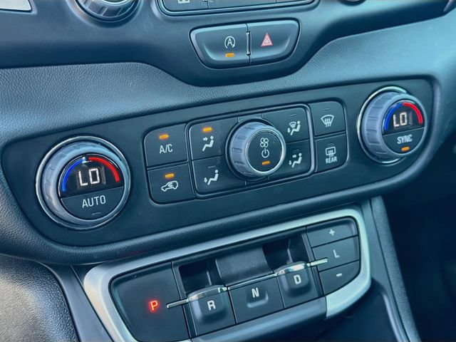 Used 2023 GMC Terrain SLE w/ Driver Convenience Package FWD image 16