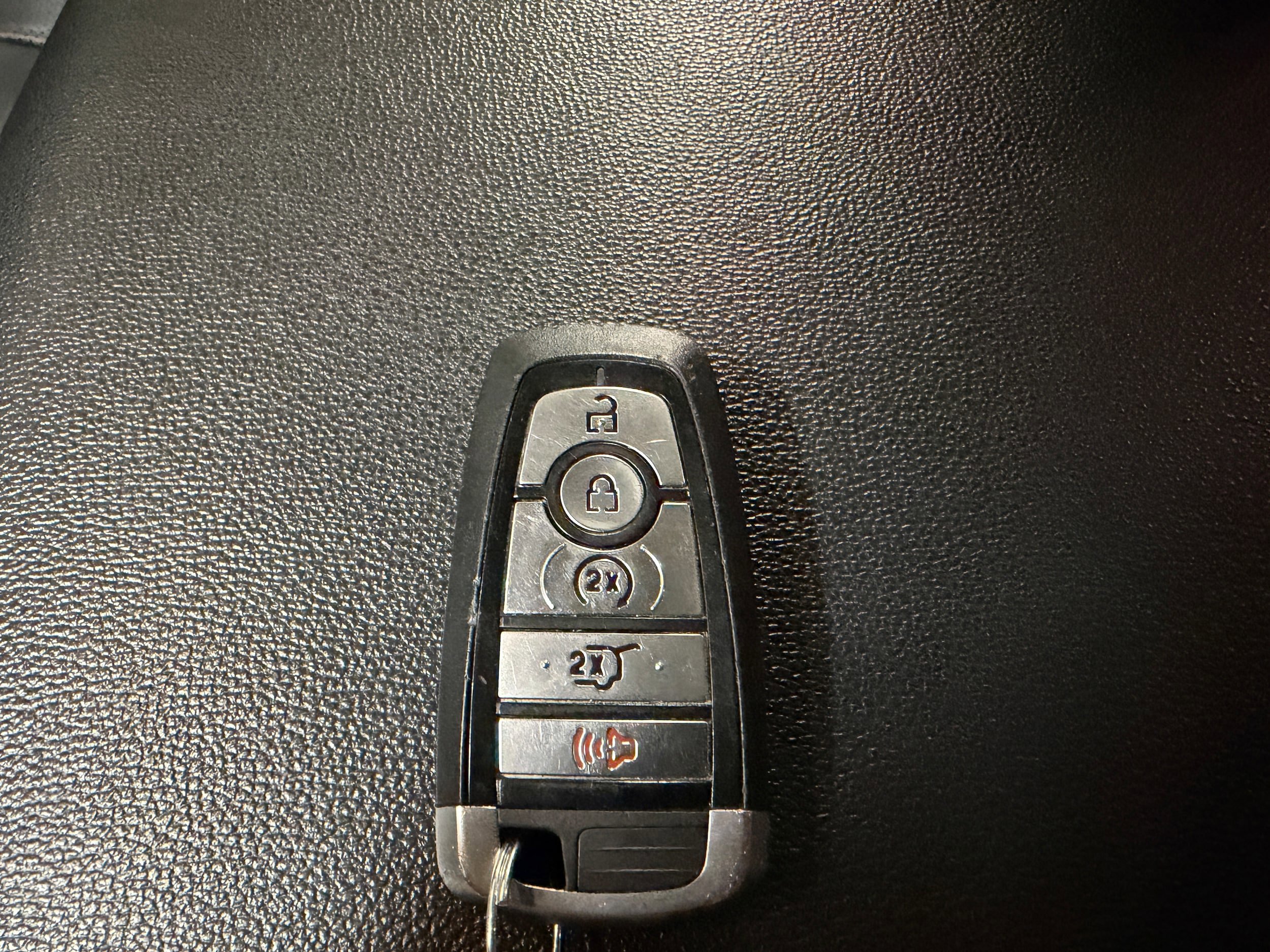 Certified 2024 Ford Expedition XLT image 44