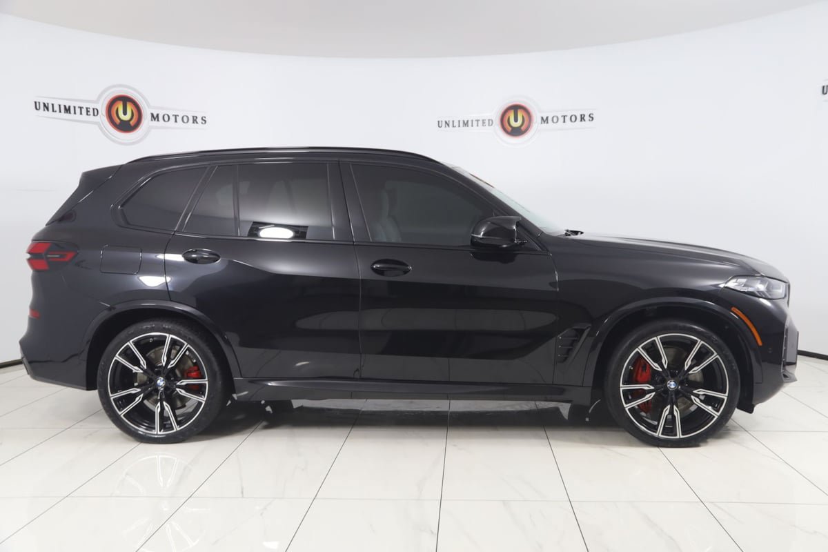 Used 2024 BMW X5 M60i w/ Executive Package AWD/4WD image 2