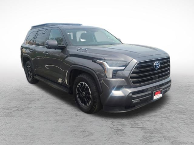 Used 2024 Toyota Sequoia SR5 w/ TRD Off-Road Package AWD/4WD image 3