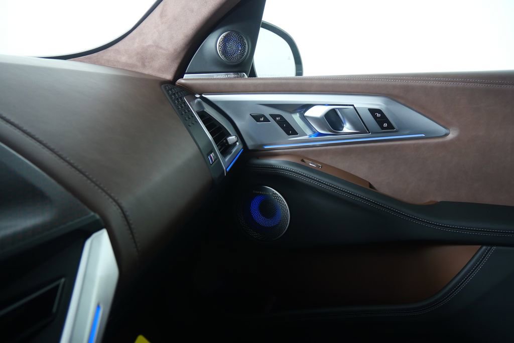 Used 2026 BMW XM Label Red image 28