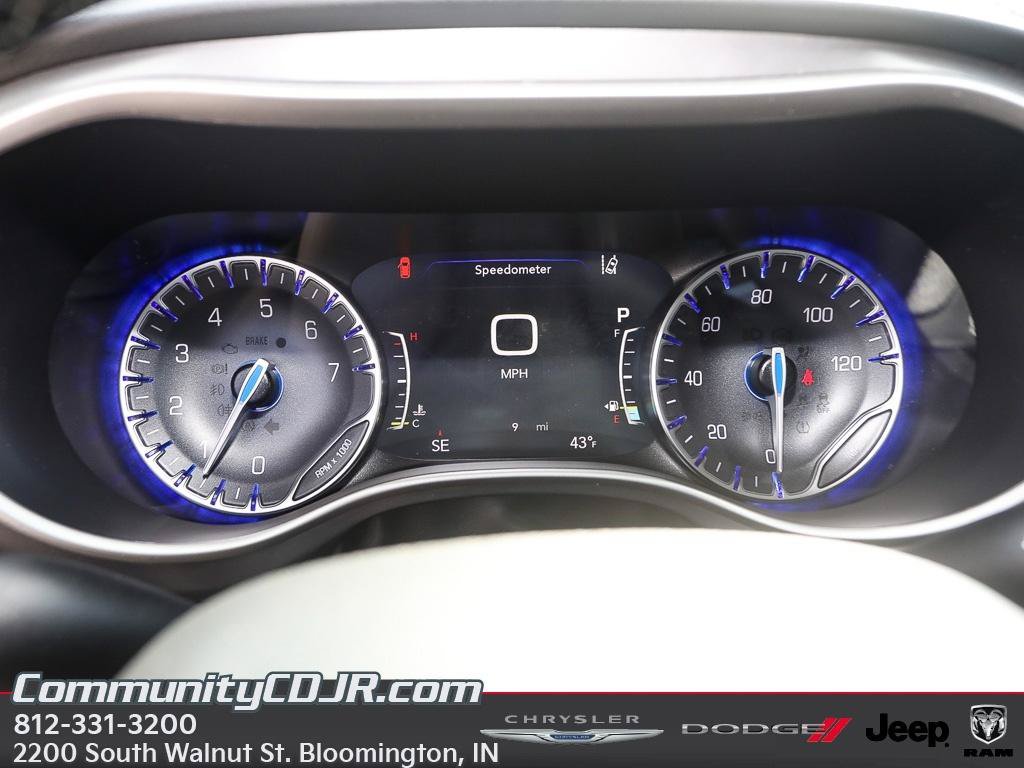 New 2026 Chrysler Voyager LX FWD image 12