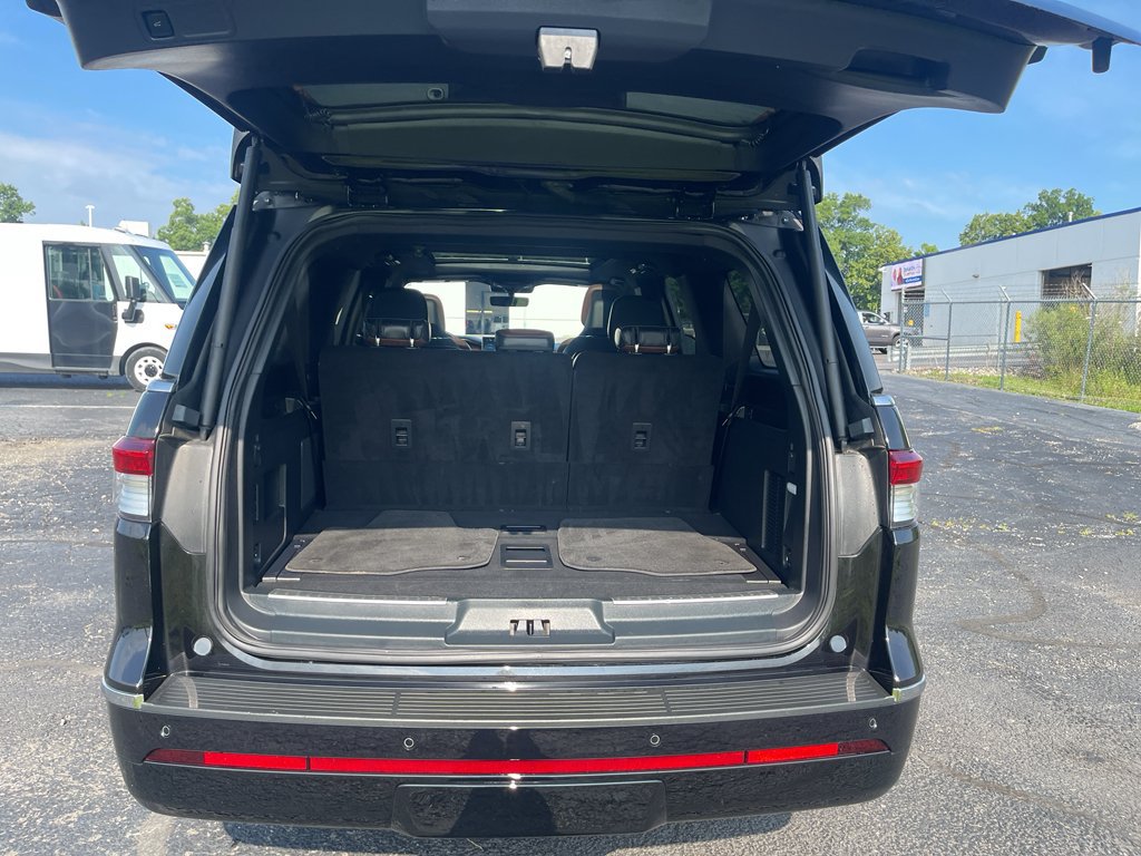 Used 2024 Lincoln Navigator L Reserve w/ Equipment Group 201A AWD/4WD image 26