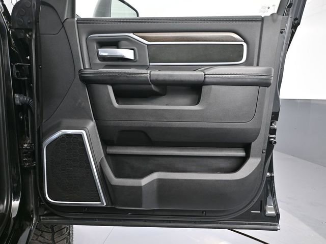Used 2023 RAM 3500 Laramie image 34