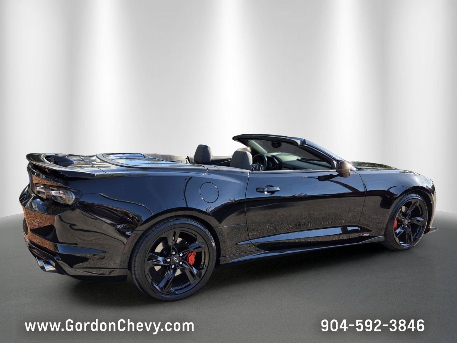 Used 2023 Chevrolet Camaro SS RWD image 6