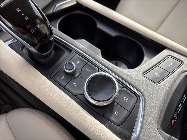 Used 2020 Cadillac XT5 Premium Luxury w/ LPO, Floor Liner Package image 26