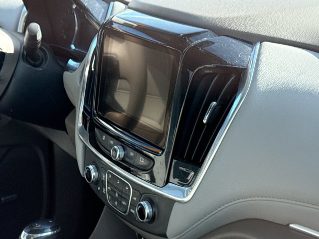 Used 2019 Chevrolet Traverse LT w/ LT Premium Package FWD image 13