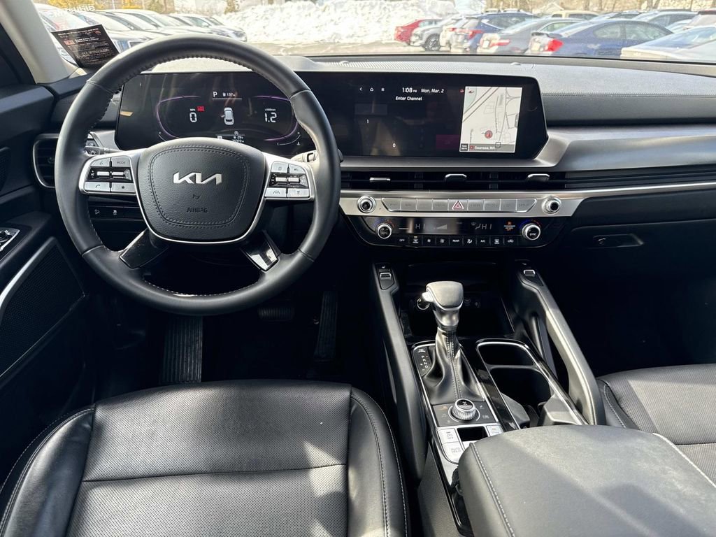 Used 2023 Kia Telluride S w/ S Sunroof Package image 13