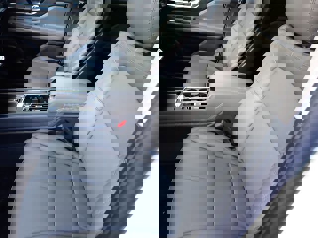 New 2026 Lincoln Corsair Premiere image 15