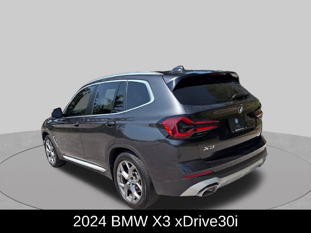 Used 2024 BMW X3 xDrive30i AWD/4WD image 3