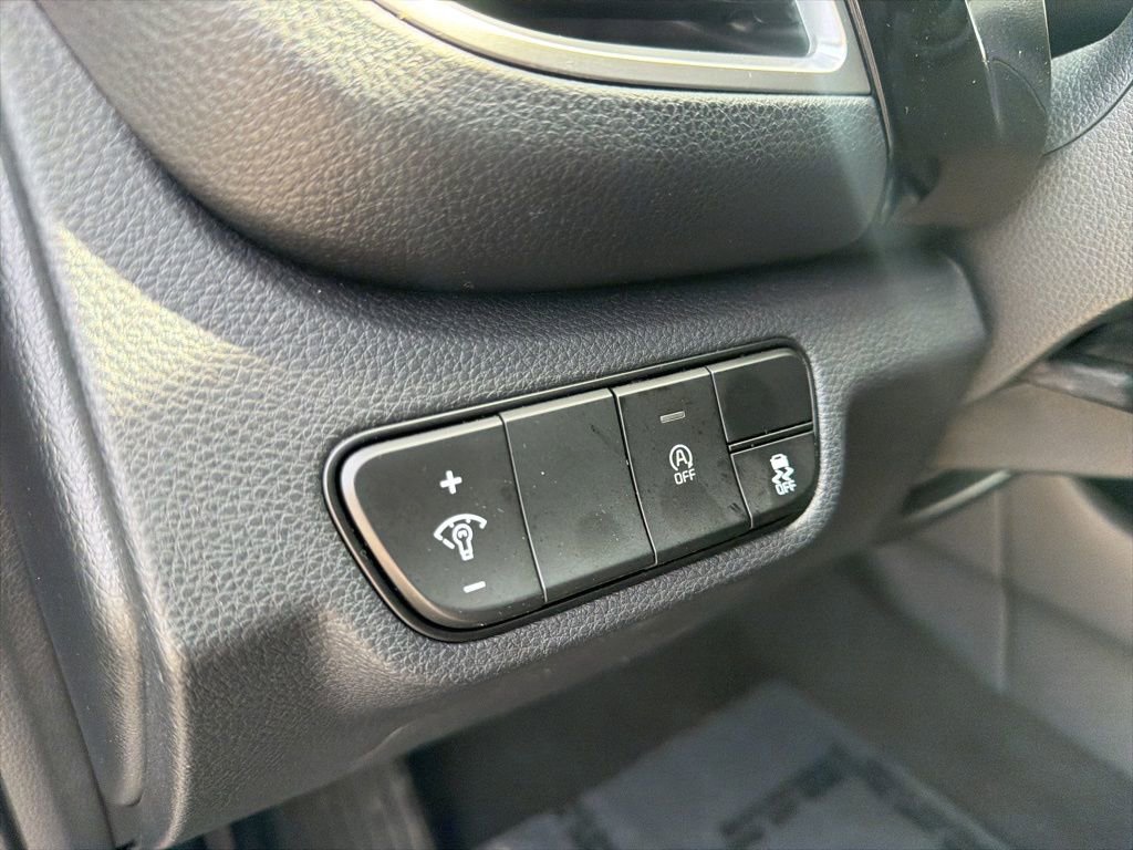 Certified 2025 Kia Seltos S image 14