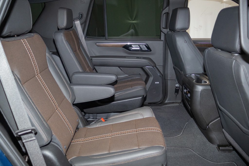 Used 2026 Chevrolet Tahoe High Country w/ Sun And Tow Package AWD/4WD image 15