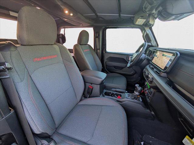 New 2025 Jeep Wrangler Rubicon w/ Convenience Group image 18