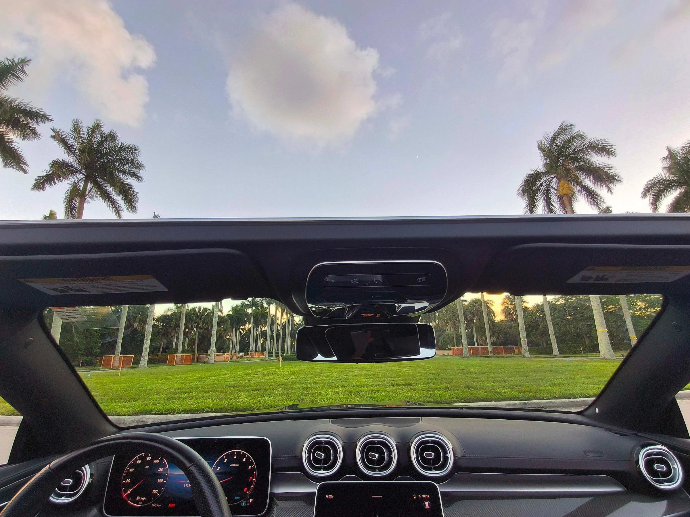 Used 2025 Mercedes-Benz CLE 300 4MATIC Cabriolet image 25